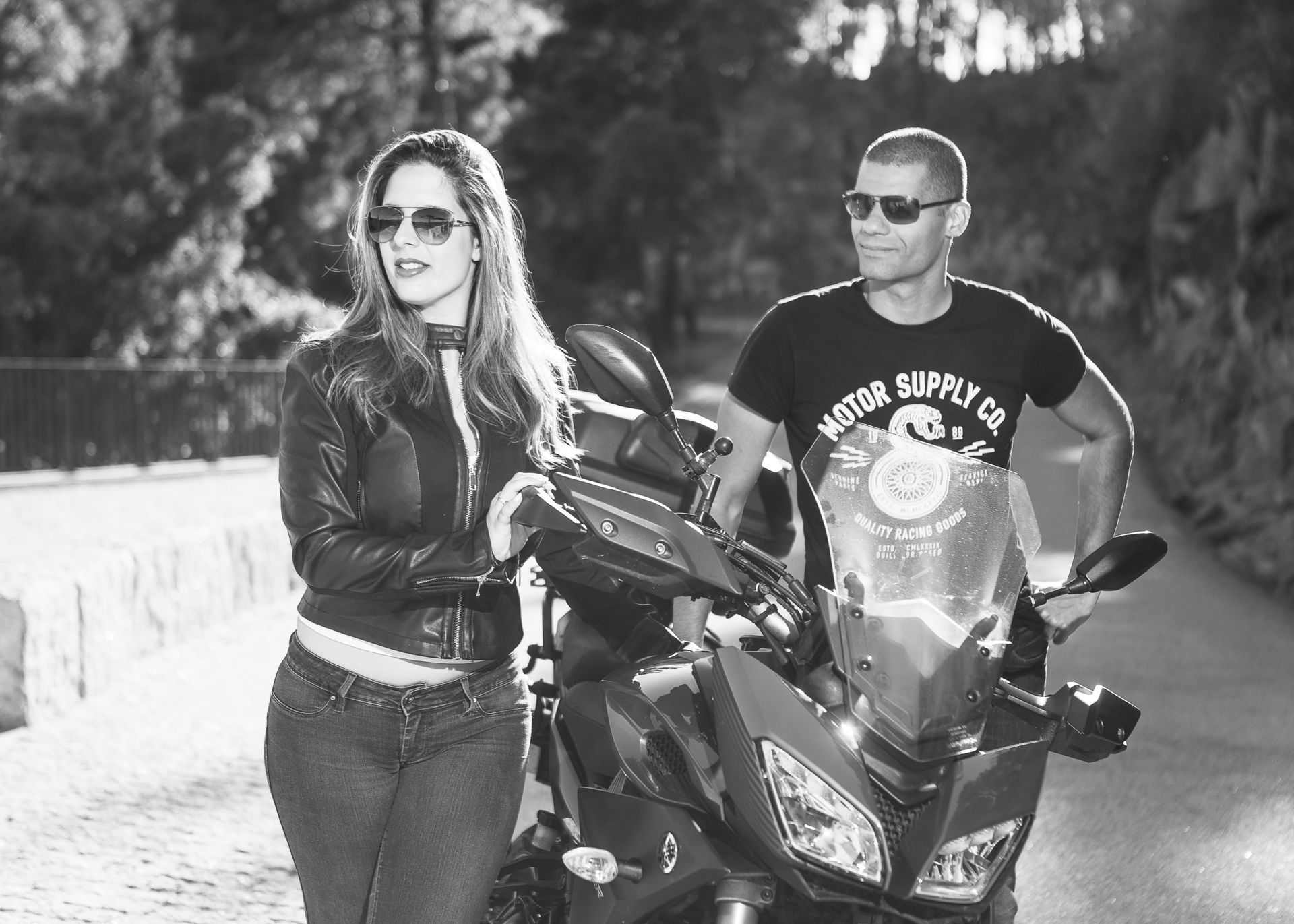 Foto Amor e aventura em 2 duas rodas... Foto Amor e aventura em 2 duas rodas... - Imagem 4