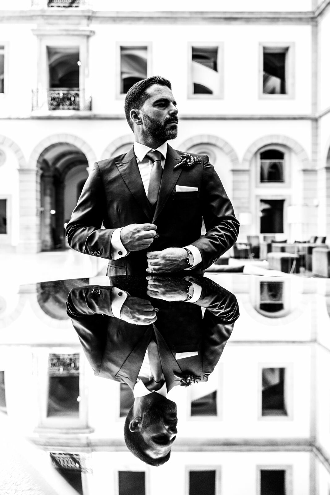 Foto Casar no no alto de uma colina - Imagem 14