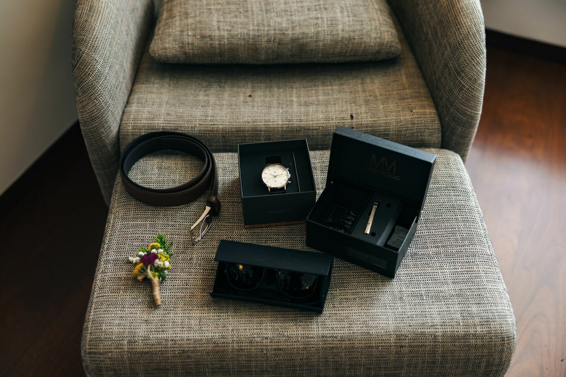 Foto Casar no no alto de uma colina - Imagem 2