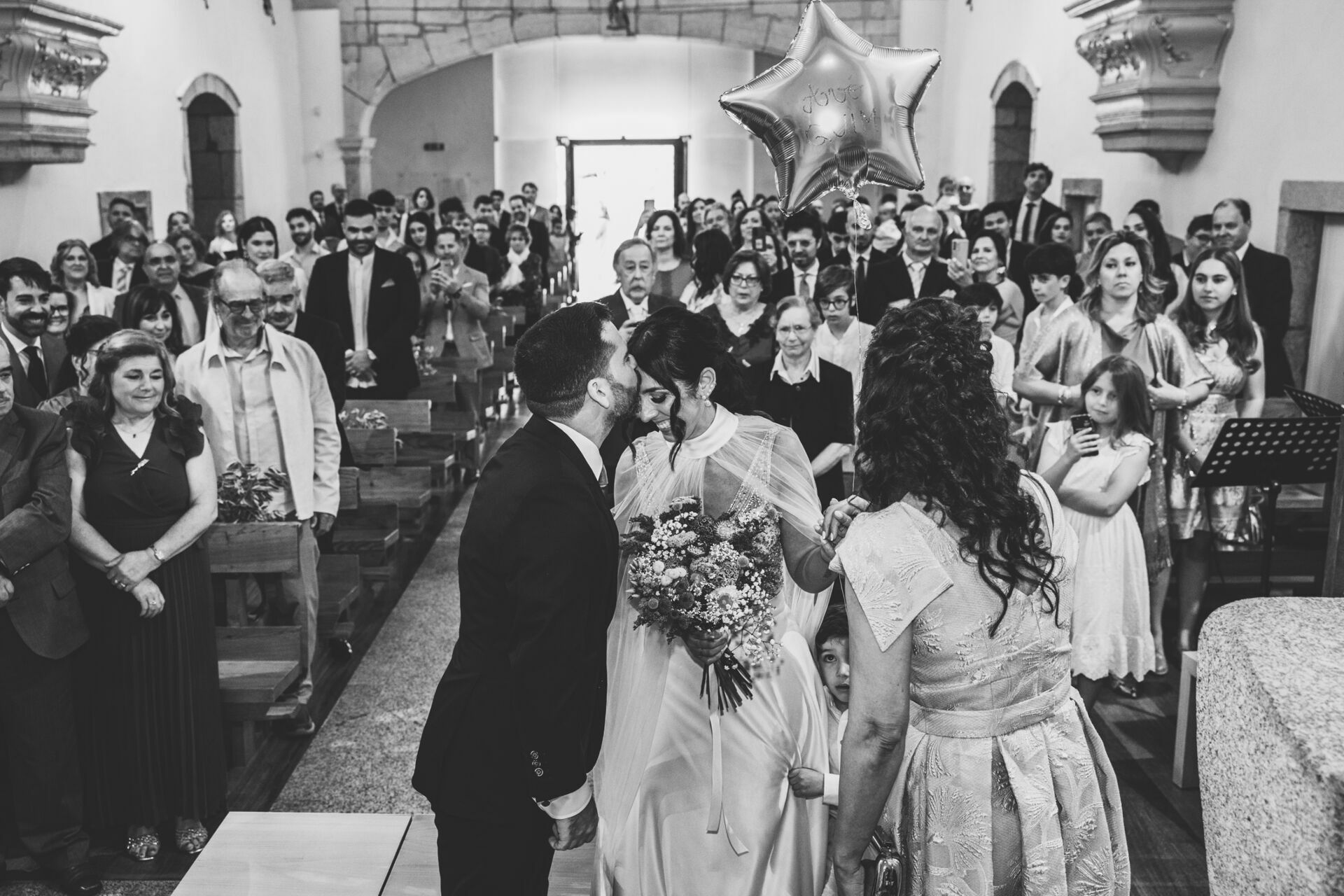Foto Casar no no alto de uma colina - Imagem 28