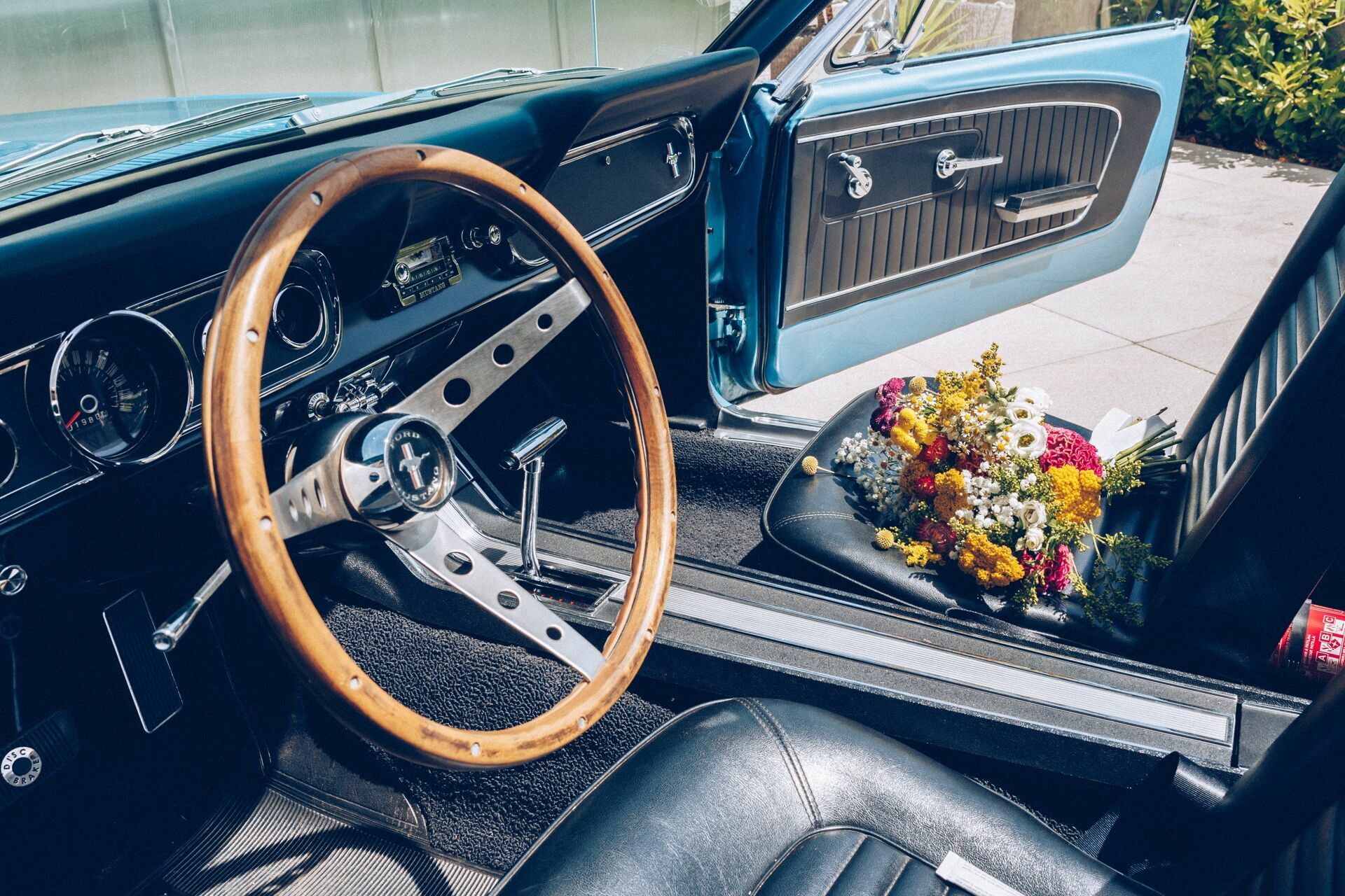 Foto Casar no no alto de uma colina - Imagem 26