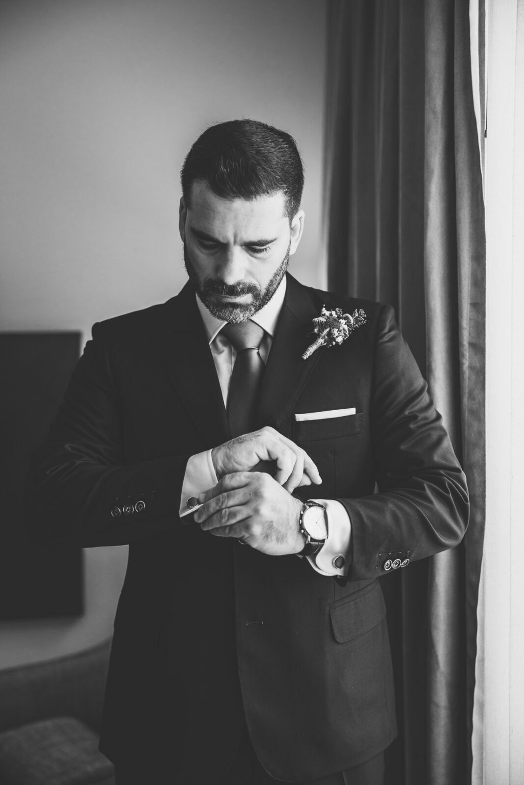 Foto Casar no no alto de uma colina - Imagem 8